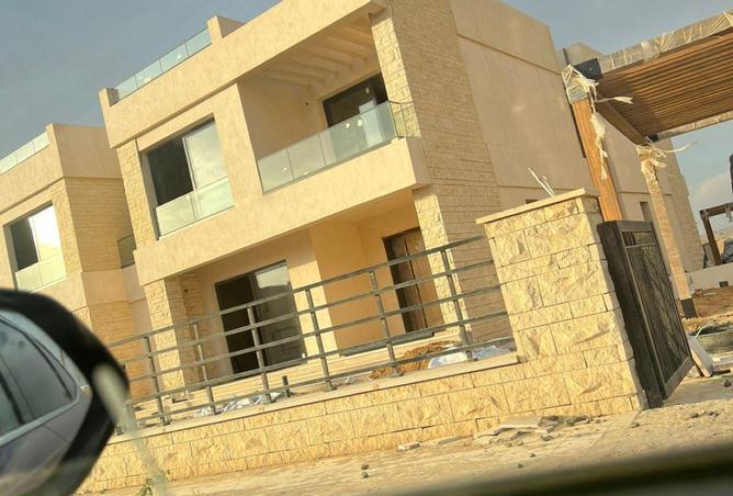 72718454 - صورة العقار 2