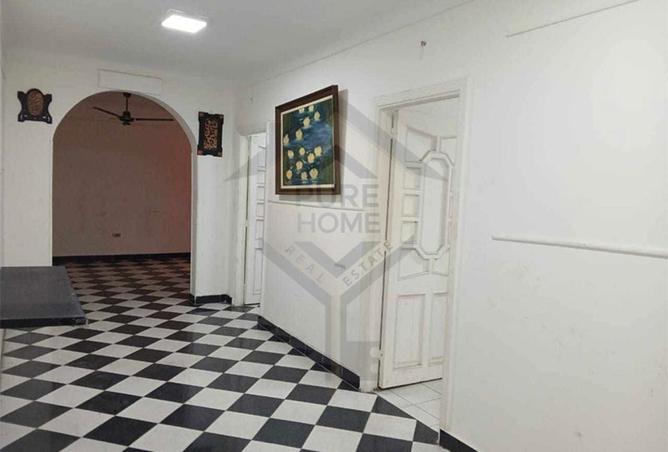 83402244 - Property Main Image