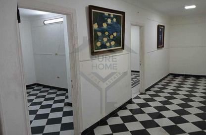 Office Space - Studio - 1 Bathroom for rent in Smouha Square - Smouha - Hay Sharq - Alexandria