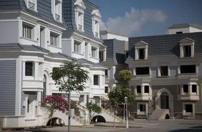 iVilla - 3 Bedrooms - 3 Bathrooms for sale in Mountain View Giza Plateau - Ring Road - 6 October City - Giza