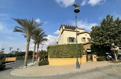 Twin House - 4 Bedrooms - 5 Bathrooms for sale in Mivida - 5th Settlement Compounds - The 5th Settlement - New Cairo City - Cairo