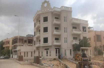 Apartment - 3 Bedrooms - 3 Bathrooms for sale in 1st Neighborhood - 3rd District West - Shorouk City - Cairo