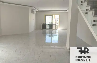 فيلا - 3 غرف نوم - 4 حمامات للايجار في ماونتن فيو هايد بارك - كمبوندات التجمع الخامس - التجمع الخامس - مدينة القاهرة الجديدة - القاهرة