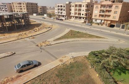 Duplex - 3 Bedrooms - 3 Bathrooms for sale in 4th Neighborhood - 4th Area - Shorouk City - Cairo