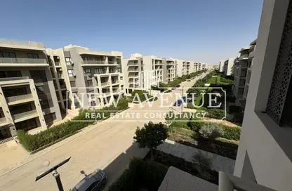 Apartment - 3 Bedrooms - 2 Bathrooms for sale in The Address East - 90 Street - The 5th Settlement - New Cairo City - Cairo