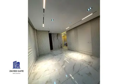 شقة - 3 غرف نوم - 2 حمامات للبيع في الحي الثاني - مدينة 6 أكتوبر - الجيزة