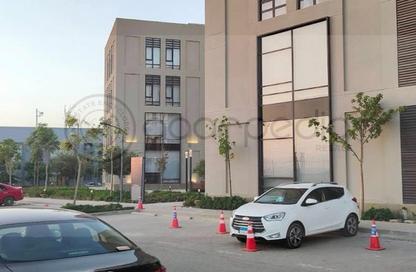 Half Floor - Studio - 3 Bathrooms for rent in District 5 - 5th Settlement Compounds - The 5th Settlement - New Cairo City - Cairo