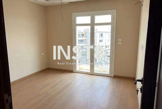 69575230 - Property Image 3