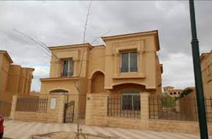 Villa - 5 Bedrooms - 5 Bathrooms for sale in Royal City - Sheikh Zayed Compounds - Sheikh Zayed City - Giza