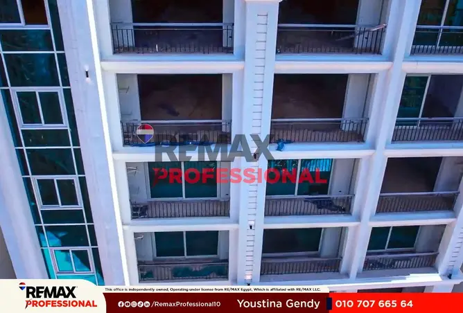 74320203 - Property Image 3