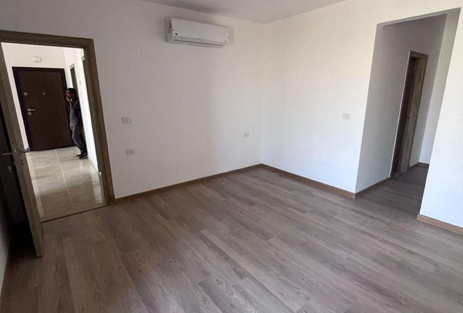 8591478 - Property Image 2