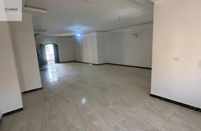 فيلا - 7 غرف نوم - 6 حمامات للبيع في طريق الشروق - المجاورة الاولي - الحي التاسع - مدينة الشروق - القاهرة