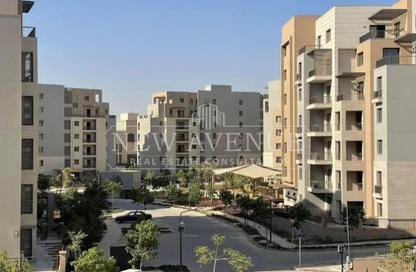 تاون هاوس - 3 غرف نوم - 2 حمامات للبيع في ديستريكت 5 - كمبوندات التجمع الخامس - التجمع الخامس - مدينة القاهرة الجديدة - القاهرة