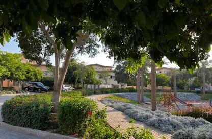 Townhouse - 3 Bedrooms - 2 Bathrooms for sale in Garden Residence - Hyde Park - New Cairo City - Cairo