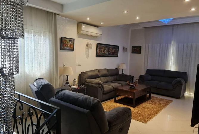 90188013 - Property Image 2