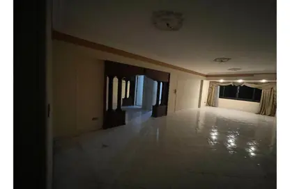 Apartment - 2 Bedrooms - 2 Bathrooms for rent in Al Nozha St. - Almazah - Heliopolis - Masr El Gedida - Cairo