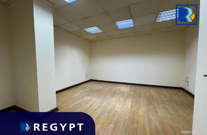 مساحات مكتبية - استوديو - 6 حمامات للايجار في شارع كورنيش النيل - المعادي - حي المعادي - القاهرة مساحات مكتبية - استوديو - 6 حمامات للايجار في شارع كورنيش النيل - المعادي - حي المعادي - القاهرة
