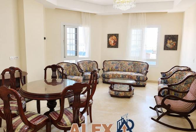 94100596 - Property Image 2