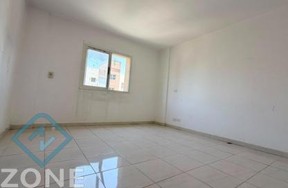 Apartment - 2 Bedrooms - 1 Bathroom for rent in B6 - Madinaty - Cairo