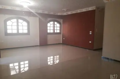 شقة - 3 غرف نوم - 1 حمام للايجار في محور السادات - التجمع الاول - مدينة القاهرة الجديدة - القاهرة