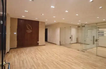Office Space - 5 Bedrooms - 3 Bathrooms for rent in New Cairo City - Cairo
