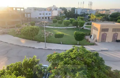 فيلا - 8 غرف نوم - 8 حمامات للبيع في 6 ويست - بيفرلي هيلز - كمبوندات الشيخ زايد - الشيخ زايد - الجيزة