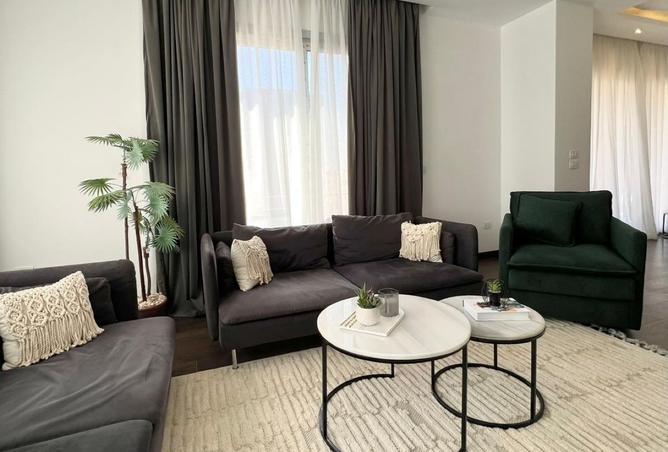 102912213 - Property Image 2