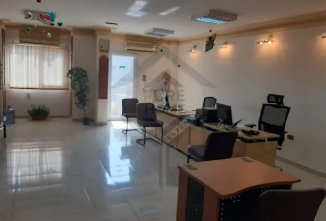 121658702 - Property Image 2