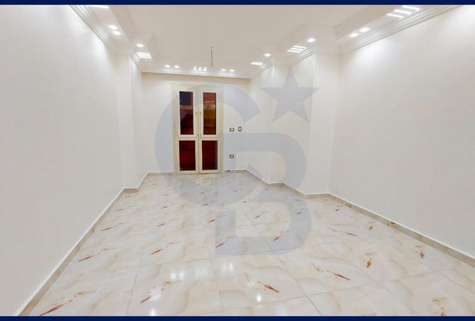 Apartment for Sale in Camp Shizar, 105 m² - Price: