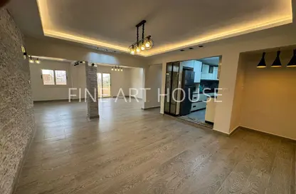 Apartment - 3 Bedrooms - 2 Bathrooms for rent in Street 206 - Degla - Hay El Maadi - Cairo