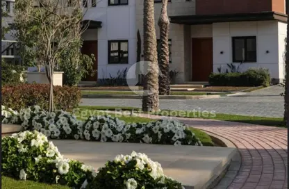 Townhouse - 3 Bedrooms - 4 Bathrooms for sale in Lake View Residence - 5th Settlement Compounds - The 5th Settlement - New Cairo City - Cairo