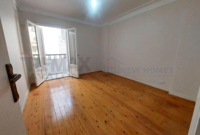 67740406 - Property Image 3