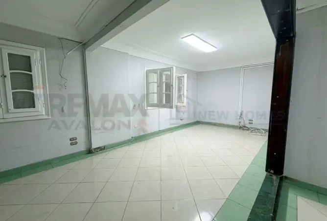 120355350 - Property Image 3