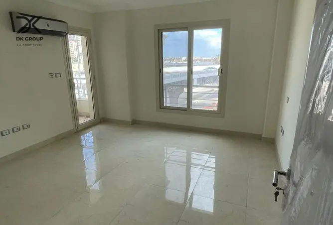 8443854 - Property Image 2