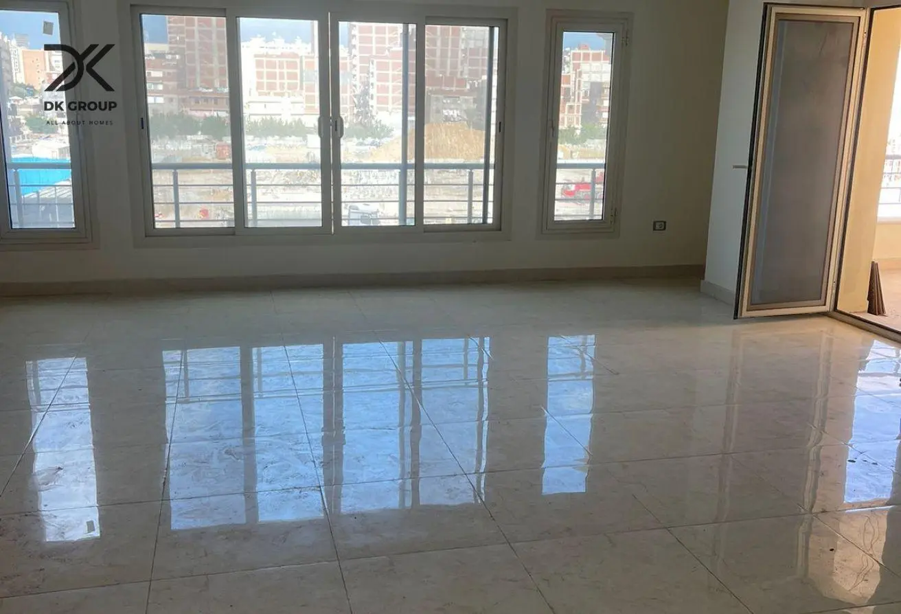 8443854 - Property Main Image