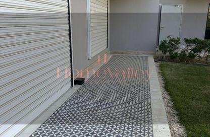 شقة - 2 غرف نوم - 2 حمامات للايجار في أو ويست - كمبوندات 6 أكتوبر - مدينة 6 أكتوبر - الجيزة