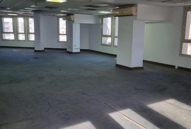 8718206 - Property Main Image