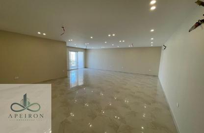 Apartment - 3 Bedrooms - 3 Bathrooms for rent in Hyde Park - New Cairo City - Cairo