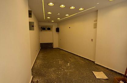 Shop - Studio for rent in Tabarak - Zahraa El Maadi - Hay El Maadi - Cairo