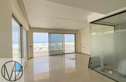 Townhouse - 2 Bedrooms - 3 Bathrooms for sale in Direction White - Ras Al Hekma - North Coast