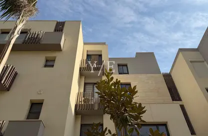 شقة - 3 غرف نوم - 3 حمامات للبيع في فورتي ويست - كمبوندات الشيخ زايد - الشيخ زايد - الجيزة