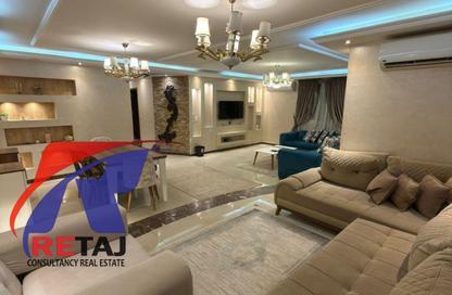 Apartment - 3 Bedrooms - 3 Bathrooms for rent in Al Tayaran St. - El Tawfik City - Nasr City - Cairo
