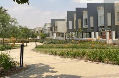 Townhouse - 4 Bedrooms - 5 Bathrooms for sale in Hyde Park - New Cairo City - Cairo