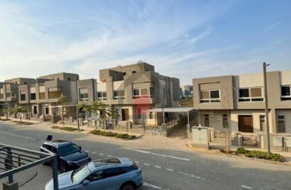 Townhouse - 4 Bedrooms - 4 Bathrooms for sale in Etapa - Sheikh Zayed Compounds - Sheikh Zayed City - Giza Townhouse - 4 Bedrooms - 4 Bathrooms for sale in Etapa - Sheikh Zayed Compounds - Sheikh Zayed City - Giza
