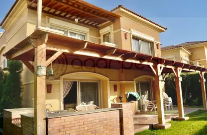 Villa - 5 Bedrooms - 5 Bathrooms for sale in Stone Park - 5th Settlement Compounds - The 5th Settlement - New Cairo City - Cairo