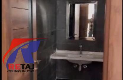 Apartment - 2 Bedrooms - 3 Bathrooms for sale in Nehro St. - Roxy - Heliopolis - Masr El Gedida - Cairo