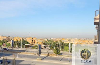 Apartment - 3 Bedrooms - 2 Bathrooms for sale in North Lotus - El Lotus - New Cairo City - Cairo