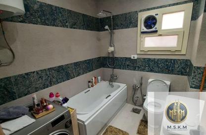 Apartment - 3 Bedrooms - 2 Bathrooms for sale in North Lotus - El Lotus - New Cairo City - Cairo