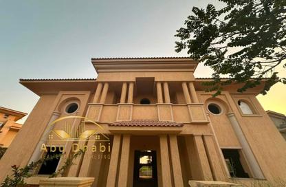 فيلا - 7 غرف نوم - 6 حمامات للبيع في پريڤادو - مدينتي - القاهرة