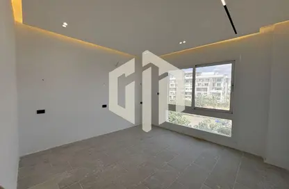 Apartment - 3 Bedrooms - 3 Bathrooms for rent in Cluster 18 - Hyde Park - New Cairo City - Cairo